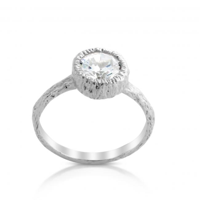 925 sterling silver ring Ring w/ CZ